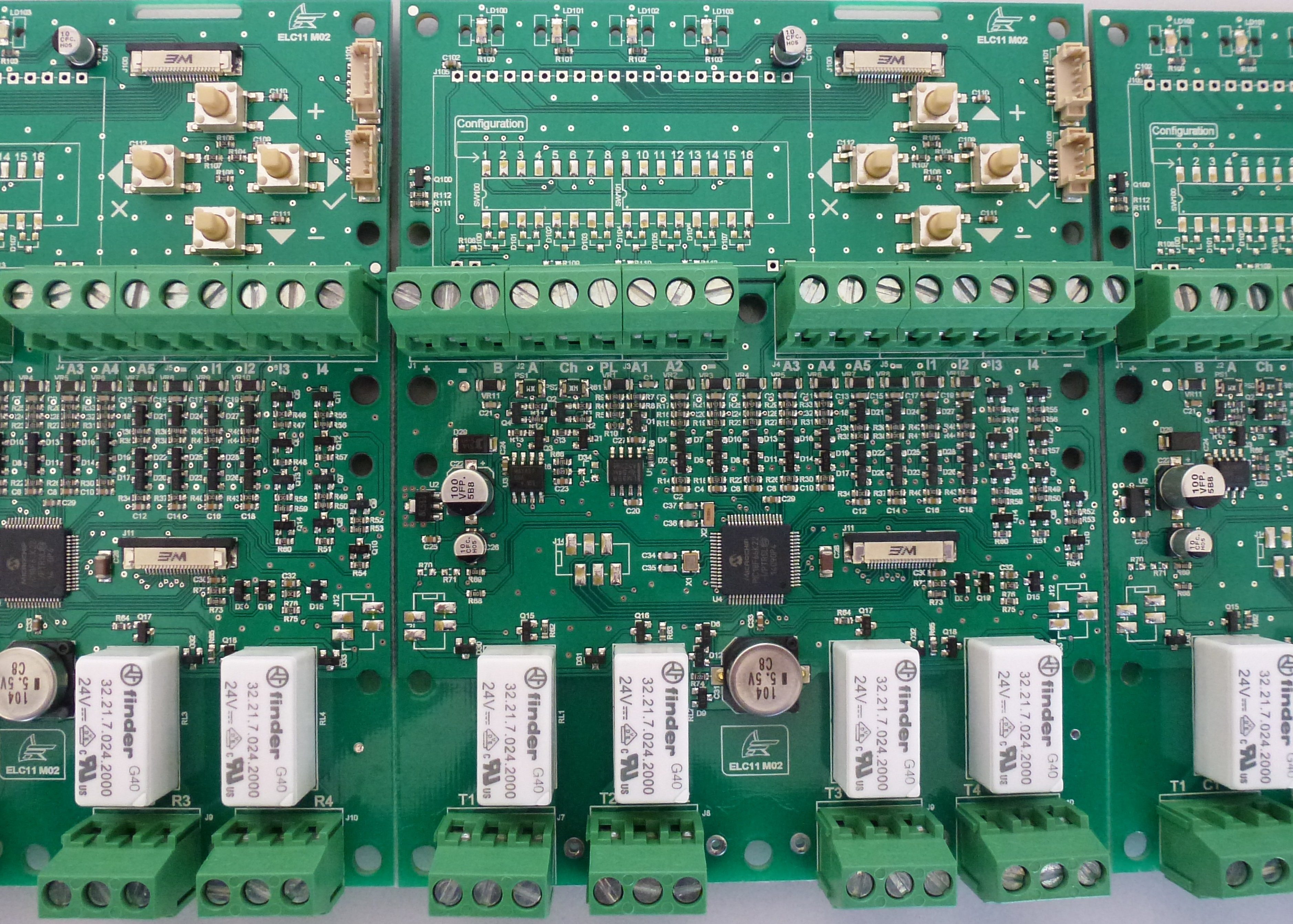 Alimentation à découpage avec gestion des sorties