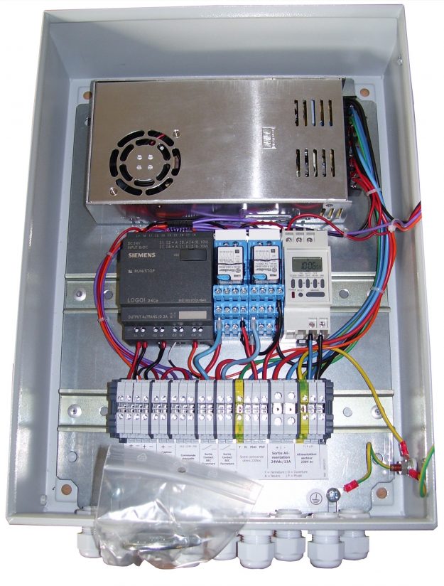 Coffret de gestion de températures par automate programmable